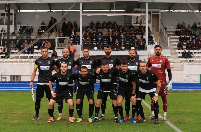  Efeler 09 Spor Futbol Kulübü Play-Off hattına girmeyi başardı