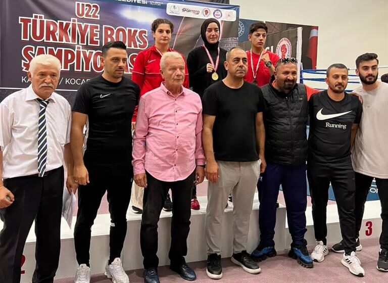  Aydınlı boksör Meryem Kaçar Türkiye Ferdi Boks Şampiyonası’nda U-22 Türkiye 2’ncisi oldu